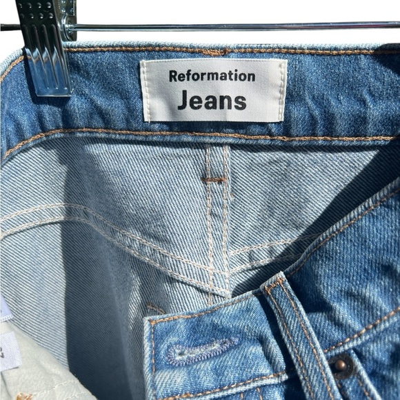 REFORMATION Cynthia High Rise Straight Jean Shasta Destroyed Size 23 - Picture 9 of 14